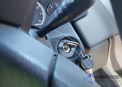 2005 Chevrolet Equinox Ls из США, поврежденный, VIN 2CNDL13F156050432